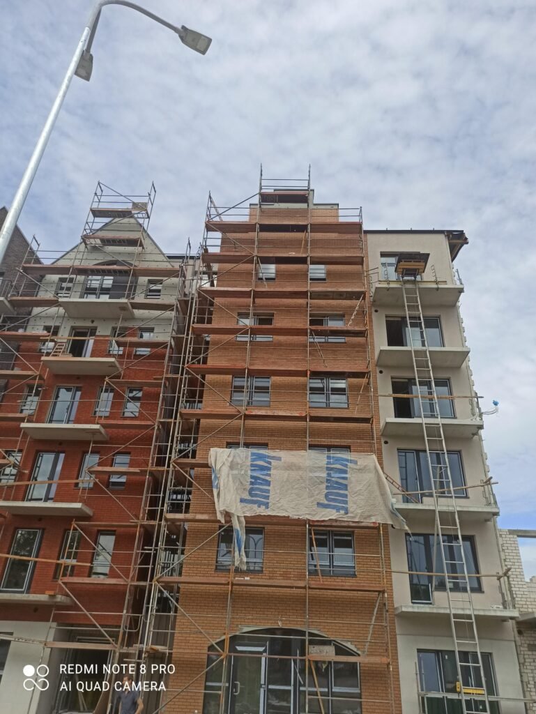 Renovatie van de gevel van een appartementencomplex