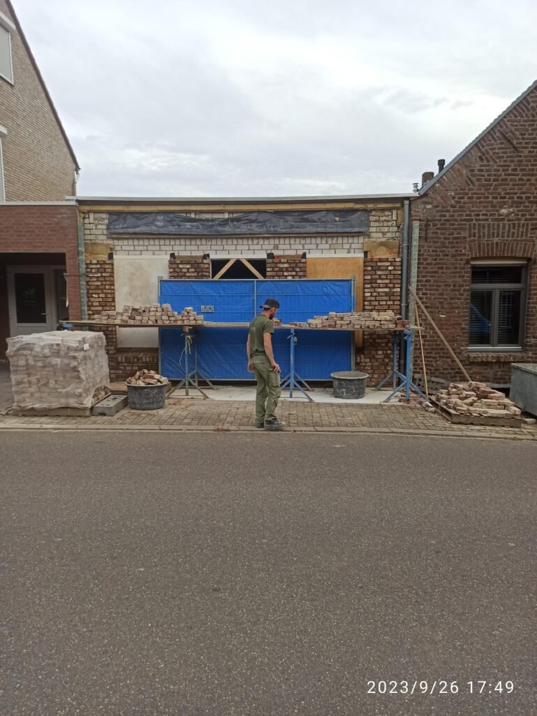 Renovatie van een bestaand pand aan de straatzijde