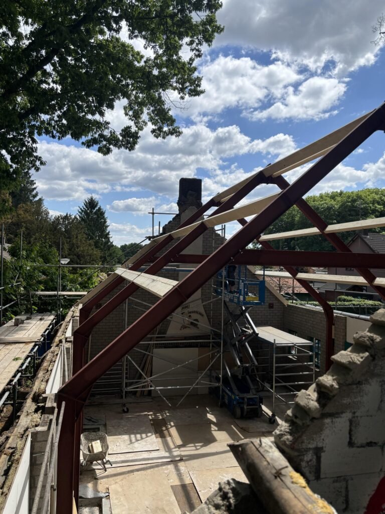 Staalconstructie voor een dakopbouw